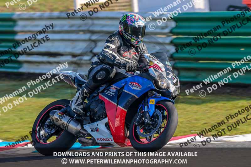 PJM Wedding Photography;enduro digital images;event digital images;eventdigitalimages;mallory park;mallory park photographs;mallory park trackday;mallory park trackday photographs;no limits trackdays;peter wileman photography;racing digital images;trackday digital images;trackday photos